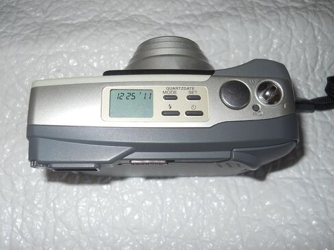 OLYMPUS SZ160QD SuperZoom 160 QD Compact 35MM Camera in Kuwait