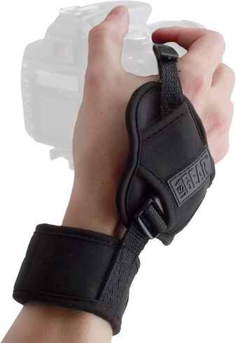 USA Gear Large Camera Sleeve (Black) + Camera Hand Strap (Black) - Bundle in Kuwait