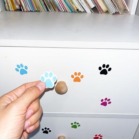 500 قطعة من ملصقات طباعة مخالب الكلب، ملصقات حائط ملونة على شكل مخلب حيوان مقاس 1 بوصة، ملصقات مطبوعة بمخالب ذاتية اللصق للهدايا، تزيين غرفة الحفلات، أختام مغلف، بريد، أطفال الفصول الدراسية (النمط 1) in Kuwait