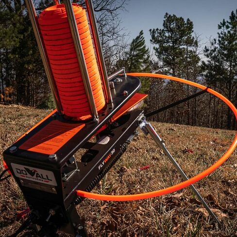 افعل كل شيء في الهواء الطلق Flyway 30-30 Clay Automatic Clay Pigeon Thrower in Kuwait