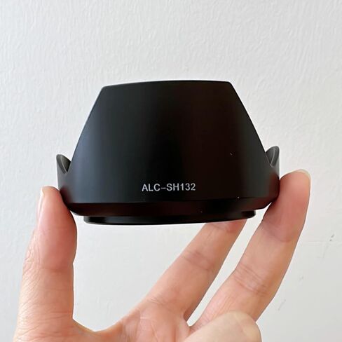 ALC-SH132 Lens Hood 55mm SH132 Lens Cover Cap Suitable for FE 28-70mm Camera ALC-SH132 Camera Accessory Lens Cap Formirrorless- Camera Lens Hood for 28-70mm Lens ALC-SH132 Lens Cover -Universal Lens in Kuwait
