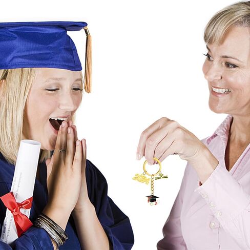 6 قطع 2024 هدية التخرج سلاسل المفاتيح مع قبعة التخرج المعلقات حلقة مفاتيح معدنية للكلية ماستر المدرسة الثانوية العليا 2024 هدية التخرج، 3 أنماط in Kuwait