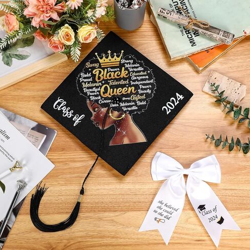 قطعتان من هدايا التخرج للنساء، قبعة التخرج وقبعة بيضاء لفئة 2024 مع شرابة للمدرسة الثانوية والبكالوريوس in Kuwait