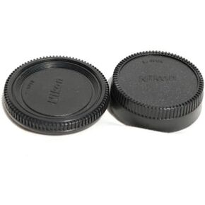 غطاء خلفي للعدسة وغطاء جسم الكاميرا لكاميرات نيكون DSLR وSLR D80 D90 D3000 D5000 D7000 in Kuwait