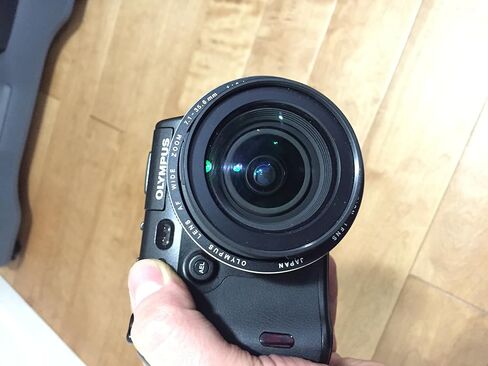 OM SYSTEM OLYMPUS C-8080 8MP Digital Camera with 5x Optical Wide Zoom in Kuwait