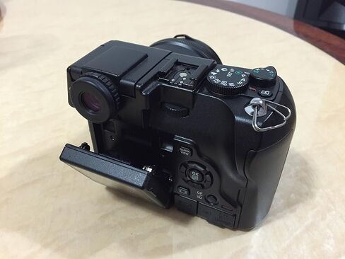 OM SYSTEM OLYMPUS C-8080 8MP Digital Camera with 5x Optical Wide Zoom in Kuwait