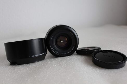 Minolta 80-200mm f4.5-5.6 AF Zoom Lens for Maxxum, Dynax & Alpha Camera in Saudi Arabia