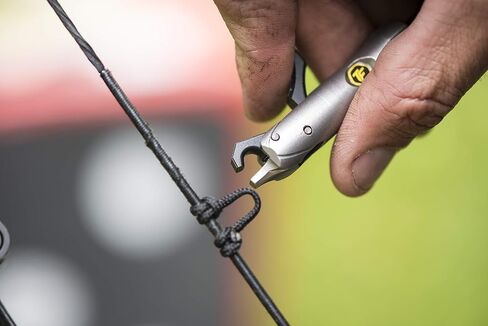 Trufire BDBF Bulldog Buckle Foldback Archery Compound Bow Release - حزام معصم أسود قابل للتعديل، مقاس واحد in Kuwait