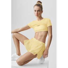 Alo Yoga Mid-Rise Go Time Short - Warm Butter in Saudi Arabia