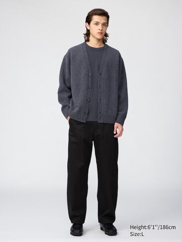 Uniqlo Lambswool V-Neck Cardigan in Kuwait