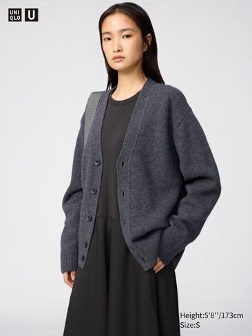 Uniqlo Lambswool V-Neck Cardigan in Kuwait