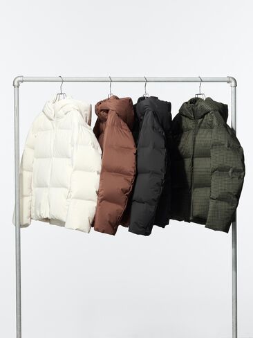 Uniqlo سترة سفلية بدون خياطة | نمط in Kuwait