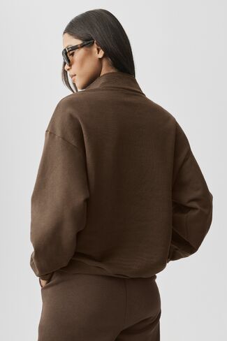 Alo Yoga Accolade 1/4 Zip Pullover - Espresso in Kuwait