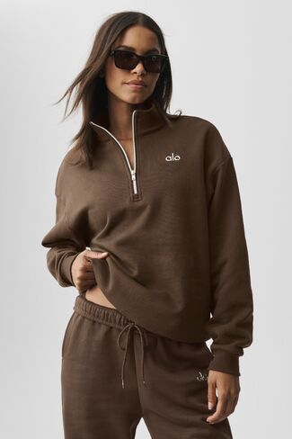 Alo Yoga Accolade 1/4 Zip Pullover - Espresso in Kuwait