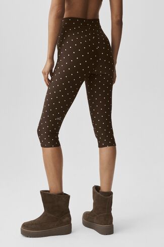 Alo Yoga Airlift Polka Dot High-Waist Iconic 90's Capri - Espresso/White in Saudi Arabia