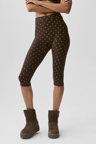 Alo Yoga Airlift Polka Dot High-Waist Iconic 90's Capri - Espresso/White in Saudi Arabia