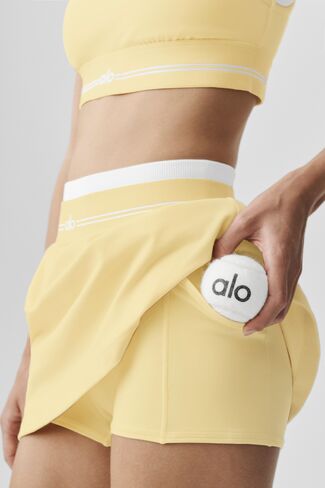 Alo Yoga Airbrush Better Together Tennis Skirt - Warm Butter/White in Saudi Arabia