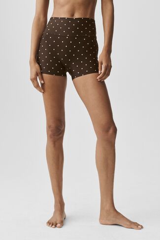 Alo Yoga 3" Airlift Polka Dot High-Waist Short - Espresso/White in Saudi Arabia