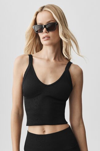 Alo Yoga Seamless Ribbed V-Neck Favorite Bra Tank - Black in Saudi Arabia