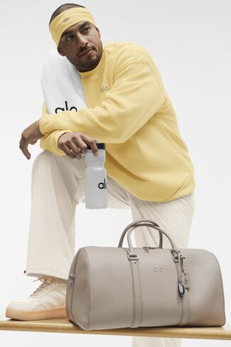 Alo Yoga Accolade Crew Neck Pullover - Warm Butter in Saudi Arabia