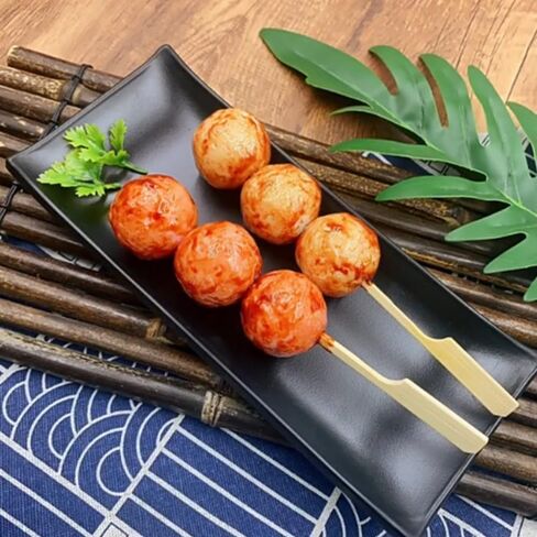 2Pcs Artificial Lifelike Meatballs Skewers Barbecued Beef Balls BBQ Fish Ball Home Kitchen Decoration Photography Props in Saudi Arabia