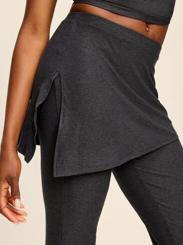 Old Navy Mid-Rise CloudMotion Skirt Pants - Dark Heather Gray in Kuwait