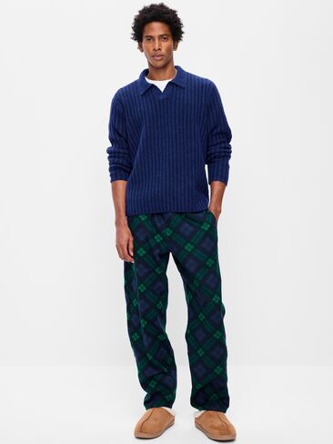 Old Navy Flannel Pajama Pants for Men - Navy Plaid (Match the Fam!) in Kuwait