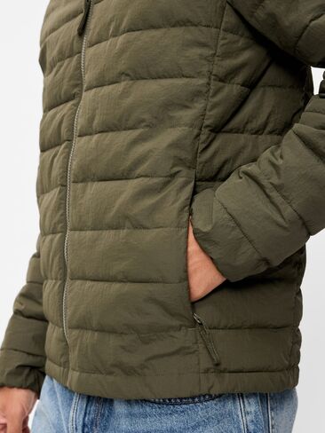 Old Navy Water-Resistant Narrow Channel Jacket - Heritage Green in Kuwait