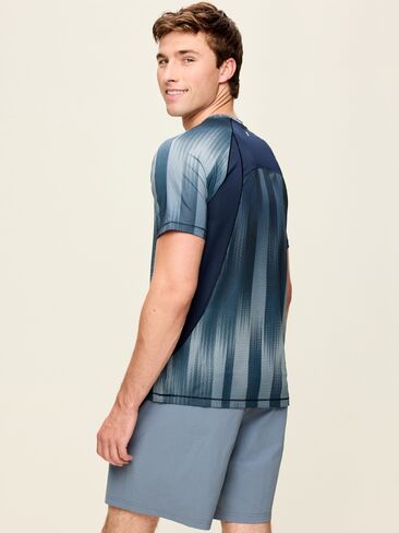 Old Navy Slim Fit Performance Vent T-Shirt - Wintry Waters in Kuwait