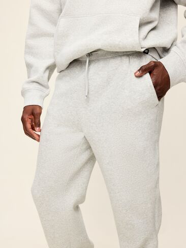 Old Navy Baseline Fleece Jogger Sweatpants - Heather Gray in Saudi Arabia