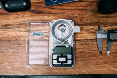 Frankford Arsenal DS-750 Digital Reloading Scale with LCD Display for Reloading, Weighing, Scale in Saudi Arabia