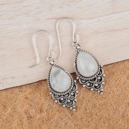Vintage Glamour Exquisite Gemstone Oxidised Earrings Handmade in 925 Sterling Silver (Green Peridot) in Saudi Arabia