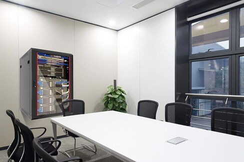 Sysracks - Network Data Cabinet - 15U Rack Mount - Wall Mount IT Rack - Locking - Server Rack - 18-Inch deep Data Rack - Locking Server Rack Cabinet Glass Door in Kuwait
