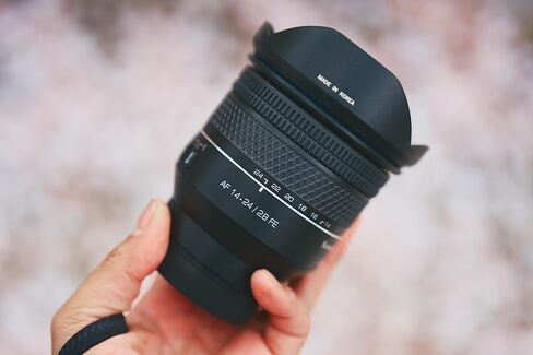 Rokinon 14-24mm F2.8 AF Zoom Lens for Sony E – Full Frame Ultra-Wide, Fast Autofocus, Weather Sealed, Linear STM Motor, Custom Controls (Renewed) in Kuwait