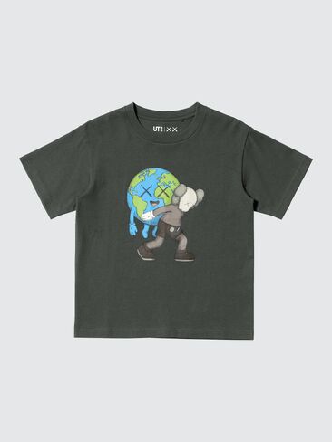 Uniqlo KAWS UNIVERSE UT Graphic T-Shirt in Saudi Arabia