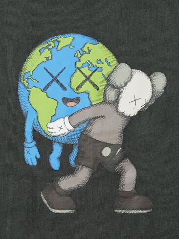 Uniqlo KAWS UNIVERSE UT Graphic T-Shirt in Saudi Arabia
