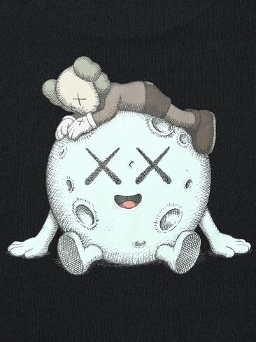 Uniqlo KAWS UNIVERSE UT Graphic T-Shirt in Kuwait