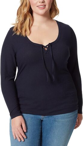 Jessica Simpson Women's Plus Size Pipppa Scoop Neck Lace Up Top in Kuwait