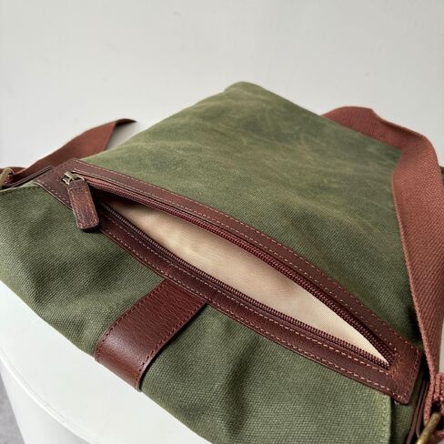 Capelle Miami Maxwell Compact Waxed Canvas and Leather Messenger Bag in Kuwait