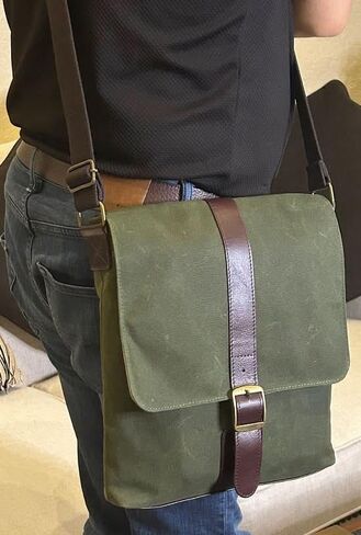 Capelle Miami Maxwell Compact Waxed Canvas and Leather Messenger Bag in Kuwait