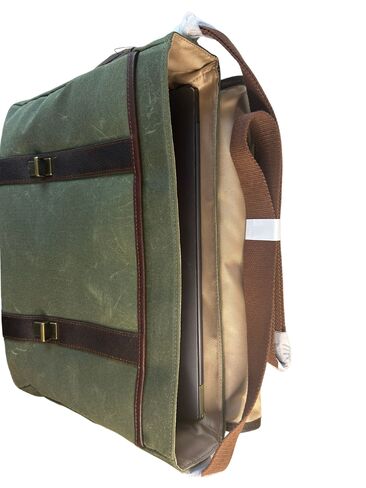 Capelle Miami Maxwell Classic Waxed Canvas and Leather 16 Inch Laptop Messenger Bag in Kuwait