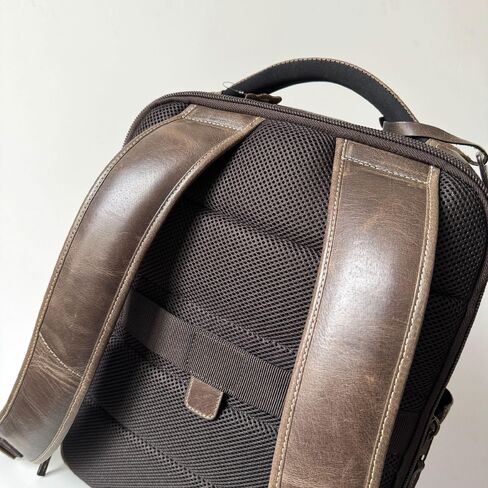 Capelle Miami Crazy Horse Leather 16 Inch Laptop Backpack, Brown in Kuwait