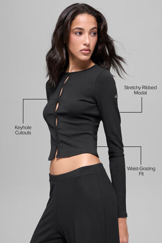 Alo Yoga Dreamlight Long Sleeve Top - Black in Kuwait