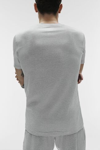 Alo Yoga Conquer Reform Crewneck Short Sleeve - Vintage Athletic Heather in Saudi Arabia