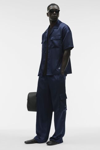 Alo Yoga Satin Horizon Straight Leg Cargo Pant - Navy in Saudi Arabia