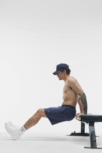 Alo Yoga 7" Double Take Short - Navy in Saudi Arabia