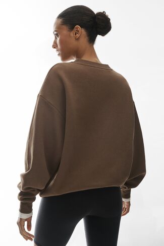 Alo Yoga Accolade Crew Neck Pullover - Java Brown in Saudi Arabia