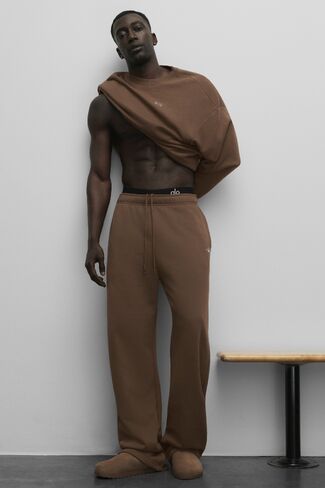 Alo Yoga Accolade Straight Leg Sweatpant - Java Brown in Saudi Arabia