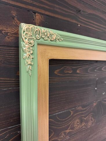 55 Inch TV frame for TCL NXT Tv, Cactus Valley Green With Gold Accents, Exclusively for Tcl Nxt, not meant for use with other Tv brands. (55 Inch) in Kuwait