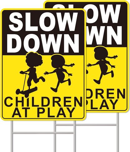 2-Pack Slow Watch for Dogs With Stakes 17"x13" Corrugated Plastic in Kuwait